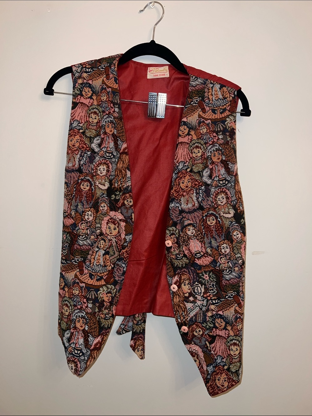Vintage Tapestry Doll-Print Vest in Rust Red